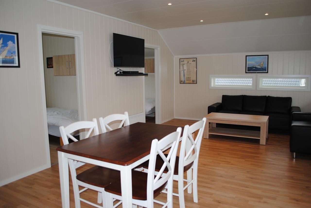 Furoy Hotel Apartments And Boating Sorreisa Bagian luar foto