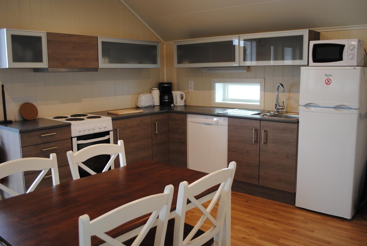 Furoy Hotel Apartments And Boating Sorreisa Bagian luar foto