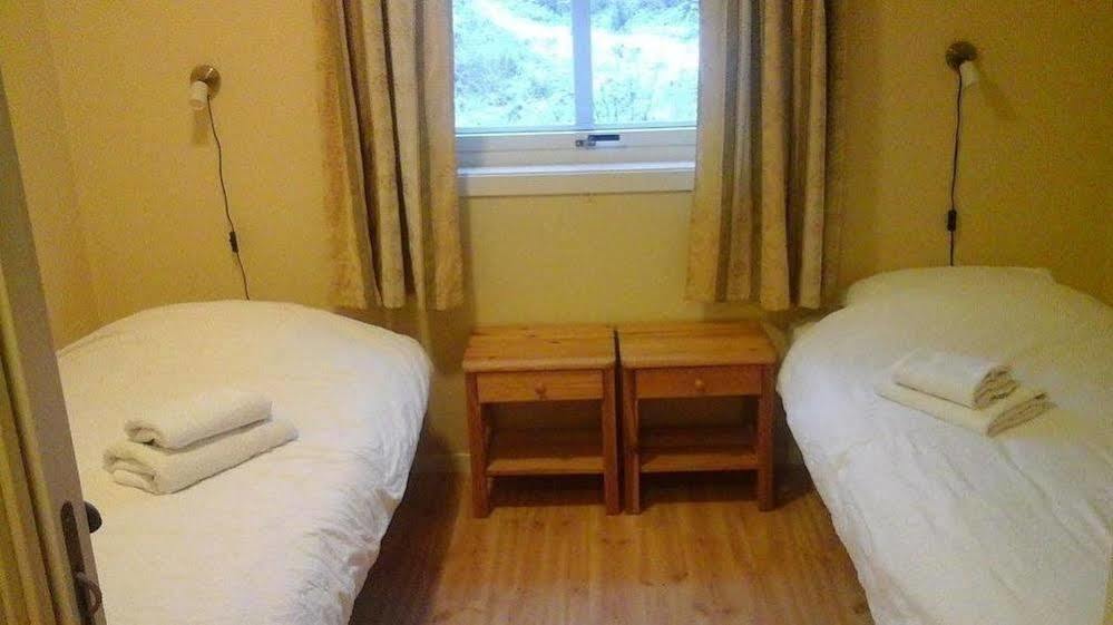 Furoy Hotel Apartments And Boating Sorreisa Bagian luar foto