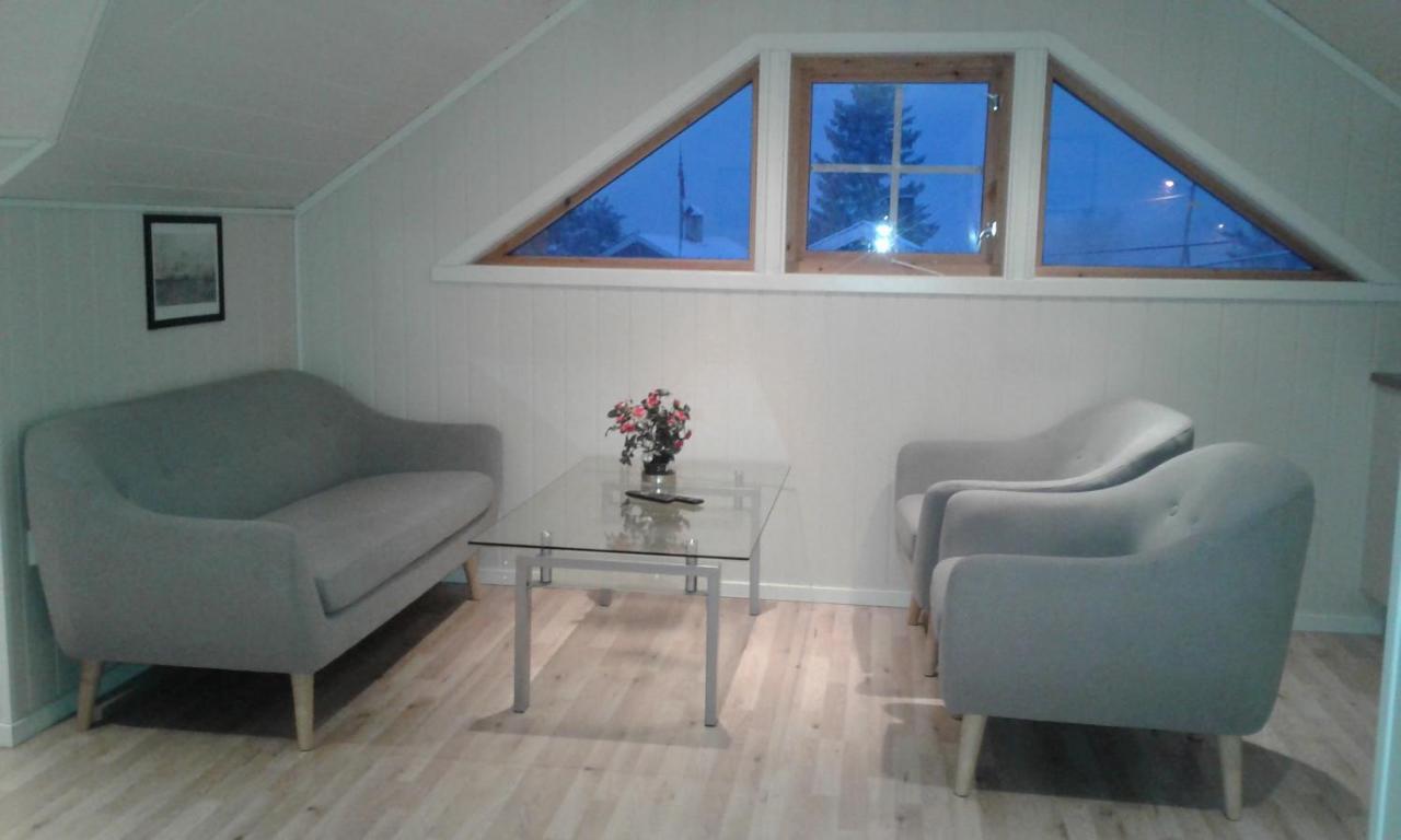Furoy Hotel Apartments And Boating Sorreisa Bagian luar foto